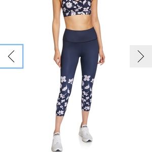 Kate Spade splash boarder athletic leggings